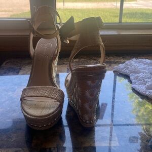 Jessica Simpson Wedges
